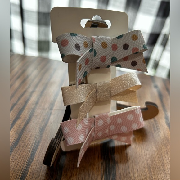 SOLD•Custom Order•Hair Bow Clips - Picture 3 of 6